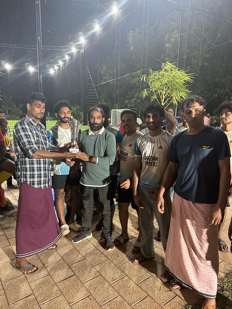 സ്നേഹത്തിന്റെ നിമിഷങ്ങൾ